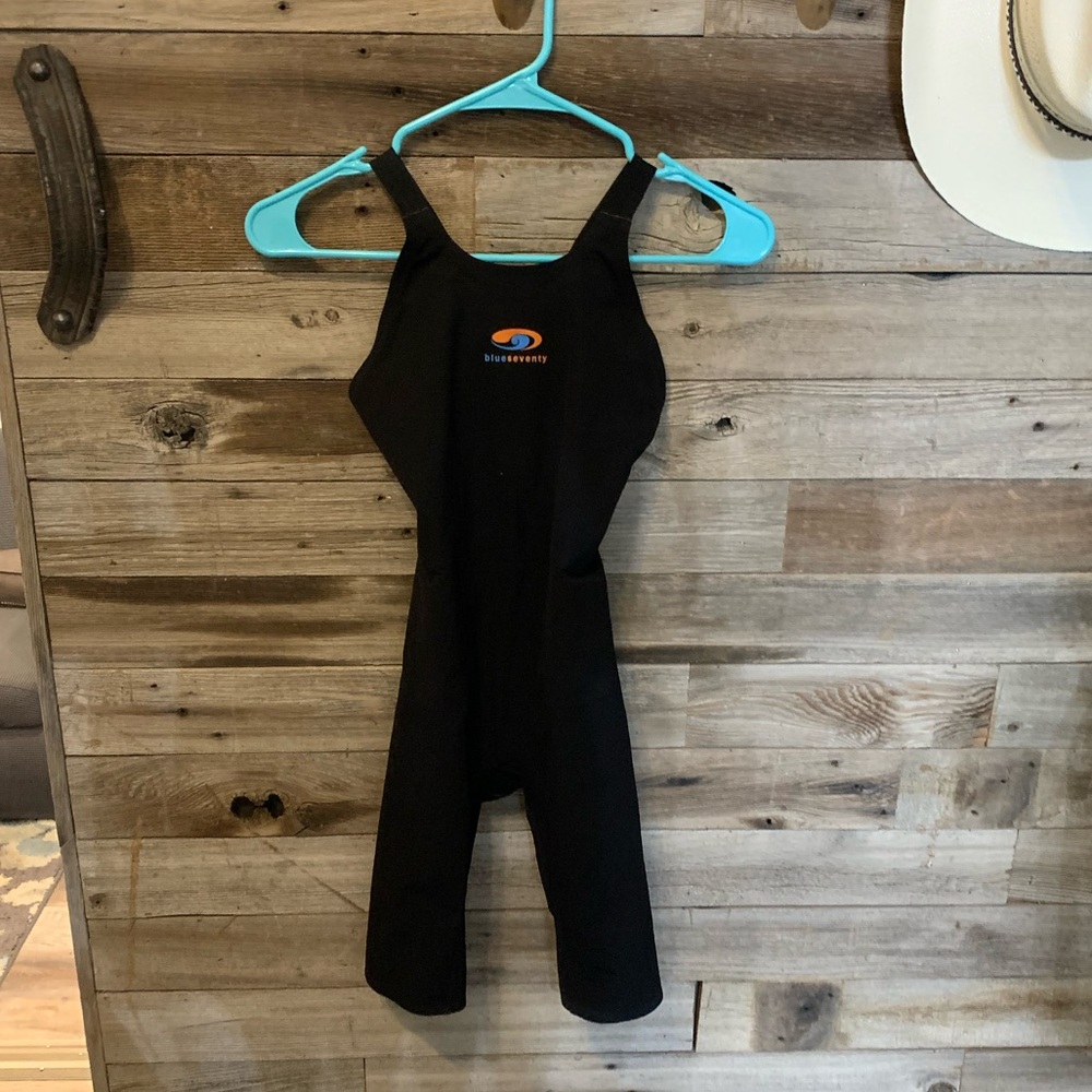 Blueseventy women’s size 24 tech suit